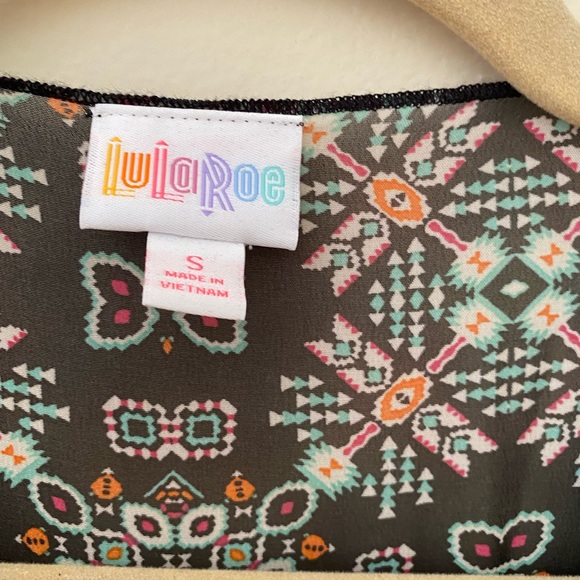 LuLaRoe Monroe Sheer Fringed Kimono NWT - Picture 2 of 8